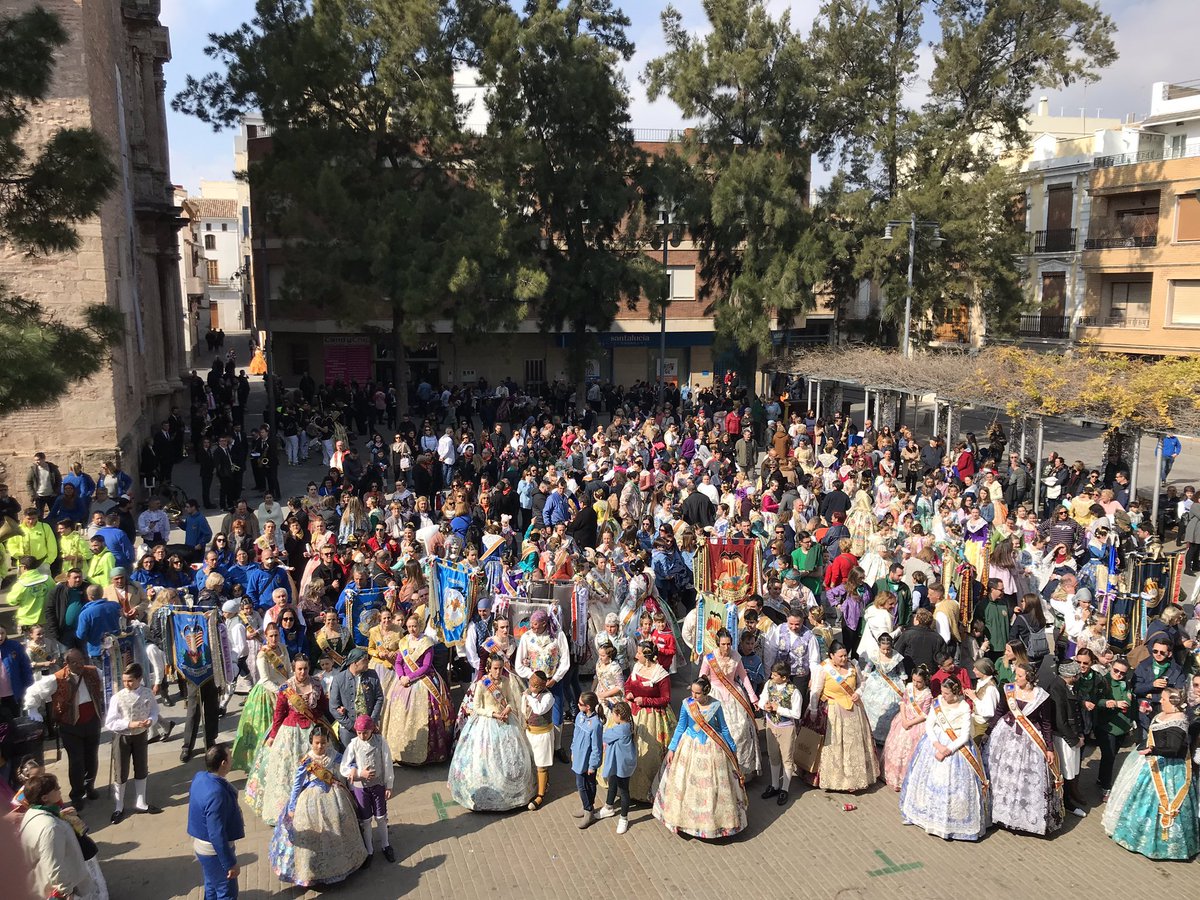 Paco_Gomez_'s tweet photo. #Crida2019 #Massamagrell
💥‼️JA ESTEM EN FALLES‼️💥 @FallaTro @FallaLesCasetes @FallaMasDeGrell #FallaLAmistat #FallaLaRaval #FallaPlazaInmaculada #FallaReiEnJaume #JuntaLocalFallera @MalaltdeFalles #Falles2019 https://t.co/ebuKanNPFf