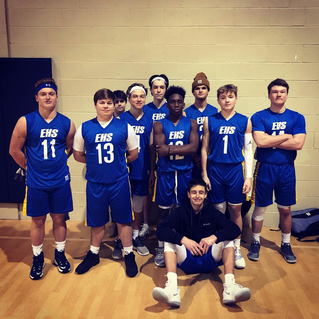 Amandadhendrix4's tweet photo. When a bunch of friends play rec basketball... while all are juggling wrestling, track, and baseball...... plus training.... Not sure what is the most shocking .... how good they are... or that they have not been kicked out of the league yet:) #allfreshmen https://t.co/WRKWoZzeic