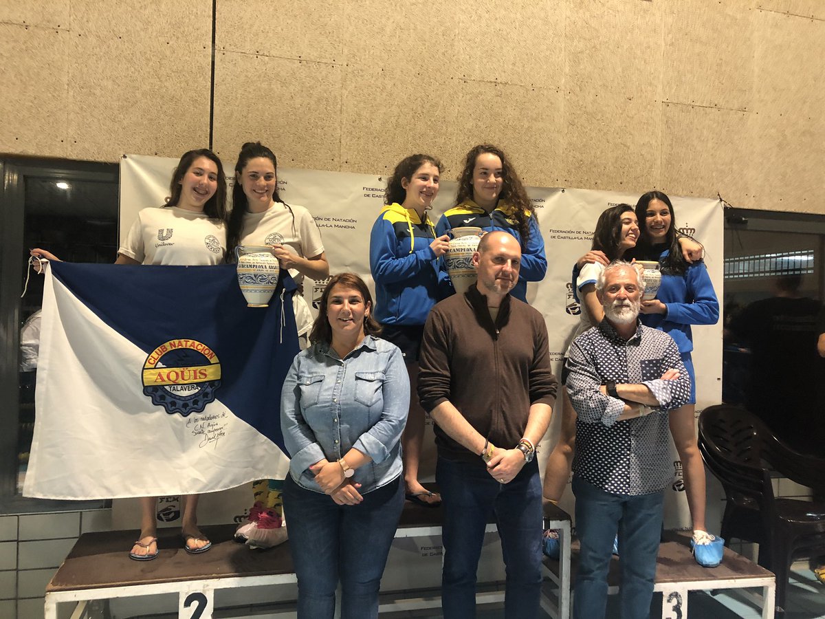 Acabando el día en el Campeonato regional absoluto y grupo de edad de invierno, numerosos nadador@s se han dado cita en #Talavera. La piscina cubierta El Prado vibraba de la intensa competición, enhorabuena a todos los clubs participantes.