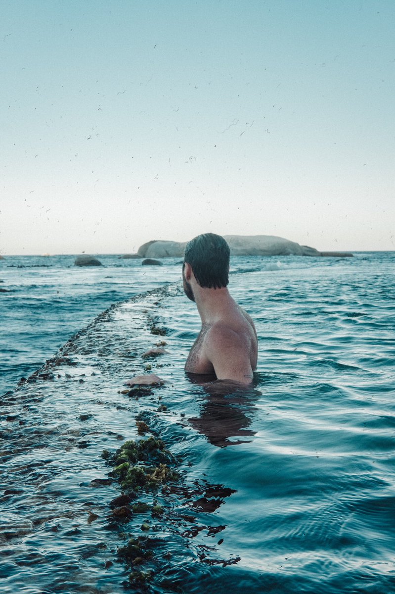 bartzchelsea's tweet photo. Tidal Pool Sunset Swims at Miller’s Point & Ventures in Simon’s Town. #simonstown #tidalpool #sunsetswims #sundayexploring https://t.co/yH6fmu3Woe