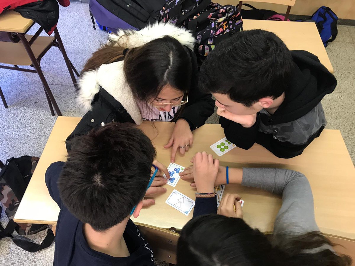 cbadalones's tweet photo. #lògica #reptes #mathsfun #thinkmathematics #3ESO https://t.co/cqxX5szlmj