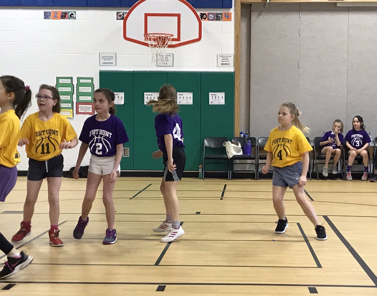 SusanWa118's tweet photo. Sunday funday watching some of our Dolphins battle it out on the court! @StratfordLndgES @MGalloSLES https://t.co/6e9GKGdF6Z