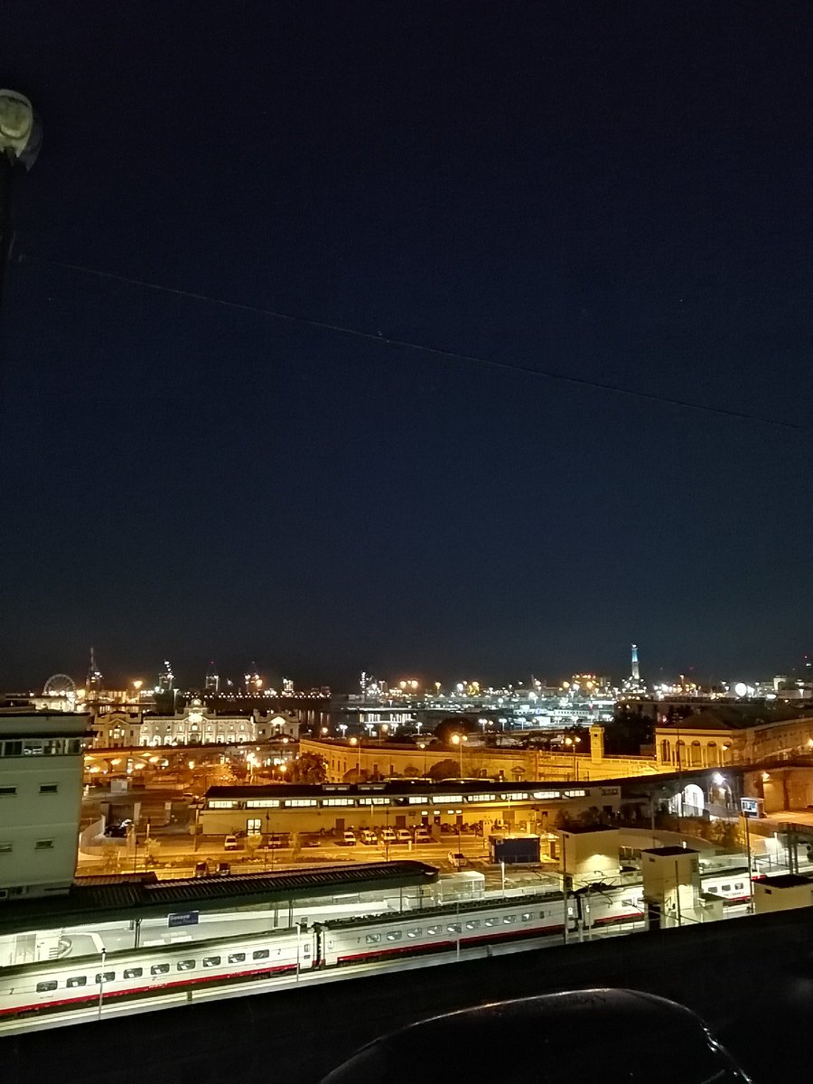 #trovalalanterna tweet media