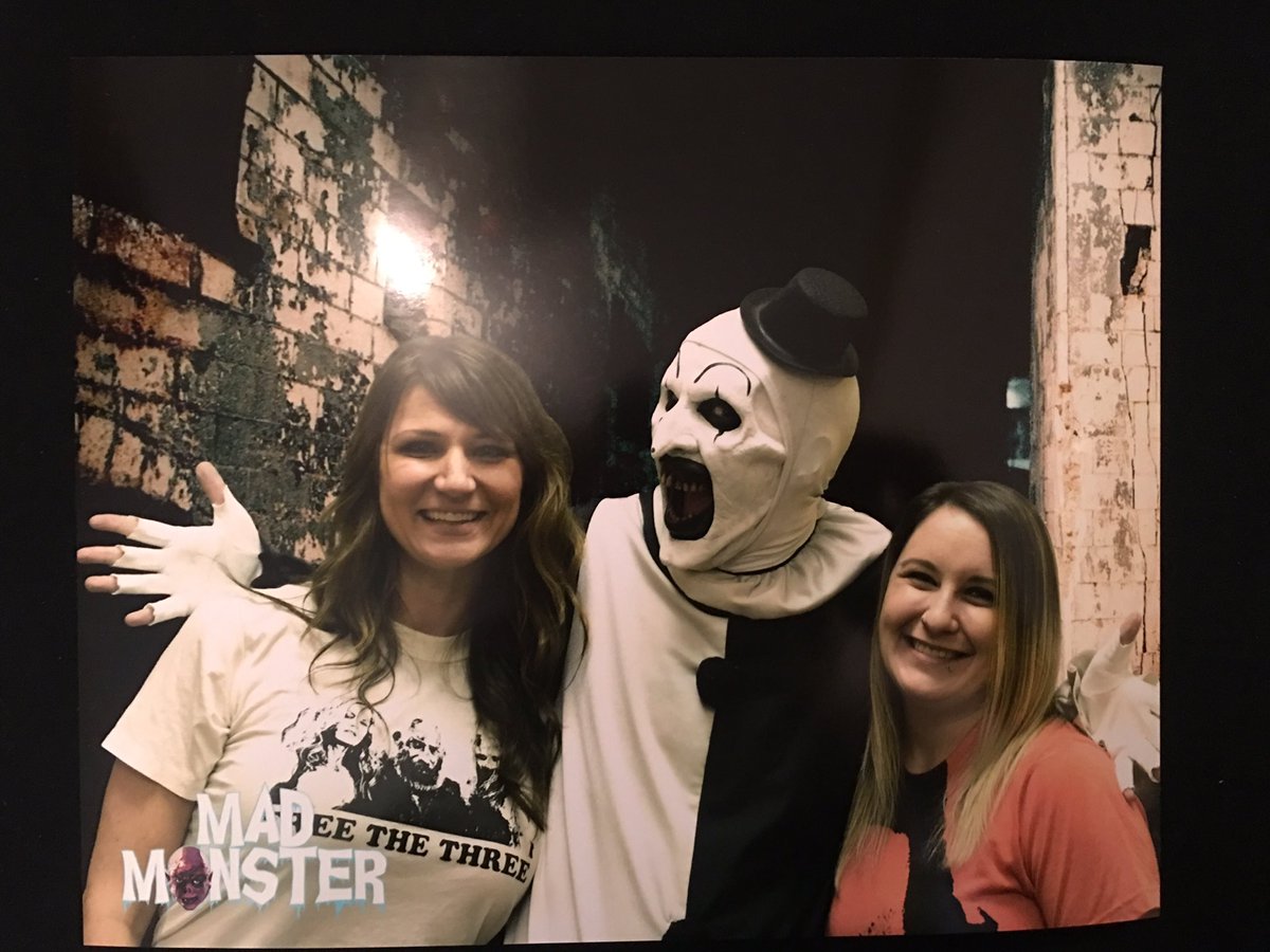 AmPrezz's tweet photo. Art the Clown is definitely my favorite thing in horror right now. Can’t wait for #Terrifier 2!🤡 #allhallowseve #madmonstercharlotte #creepy https://t.co/r1u2USTD2y