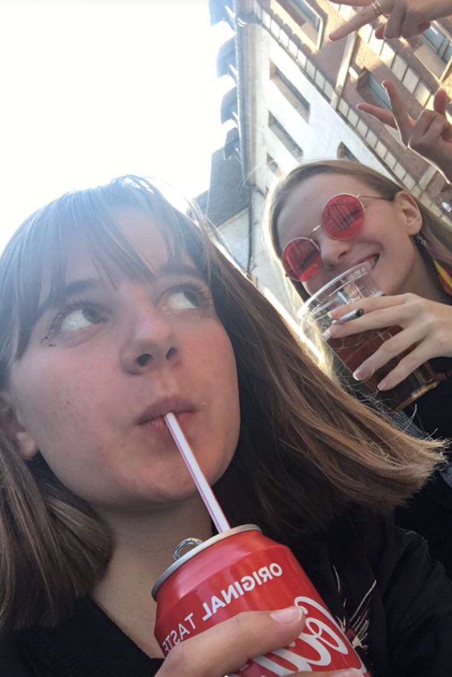 piratequiboit's tweet photo. #PostYourBestFriends j’ai les meilleur.e.s à mes côtés 🌟 https://t.co/BH8rYMKBPa