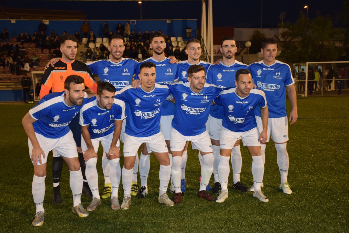 UD_MARACENA's tweet photo. 23ª Jornada, División de Honor Senior.

18 jornadas invictos, que nos afianza en la 2ª posición     

 @ArenasOficial   0 - 1 @UD_MARACENA  🔵 🔵⚪⚪    

⚽@Ayoza51Ruben 

📸 Once Inicial del @UD_MARACENA https://t.co/QqBqaa3H5E