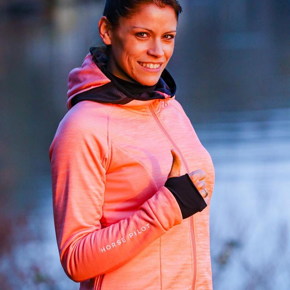 WomenSports_fr's tweet image. À deux semaines du @SemiParis, on vous donne des nouvelles de notre runneuse émérite @MCostabadie qui a fait une sortie running sous un beau coucher de soleil le long de la Seine ! 🌇😉. 📷 pierre.scoopdyga 
➡️ instagram.com/p/BuR0QO0BJHt/…
#semideparis2019 #zeropression #bavaria00 #WS