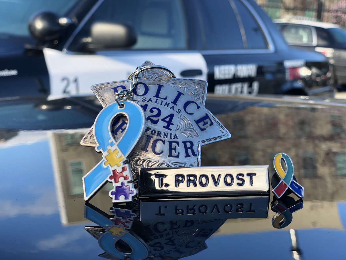 @Ofc_KatherineR and I received fan mail from Moo, a 9 year old girl with autism. She mentioned she was a huge fan of the both of us and sent us an Autism Awareness pin and keychain. We love the support Moo! #livepd #livepdnation #autismawareness #copcouple #salinaspd