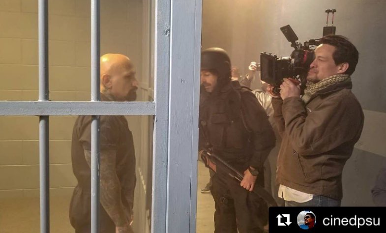 IntellytechLED's tweet photo. Loving these #bts shots from @MichaelSuLV #onset #AttackOfTheUnknown ! 🎥💡👽 #litbyintellytech #shotonred #litecloth #lightcannon #intellytech https://t.co/hLHSi9vOGN