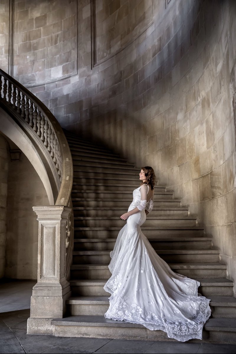 JoseLuisGuardia's tweet image. Una novia en el Palacio de Carlos V en #Granada #bodasgranada #Bodas2019  @FrancSarabia @NoviaSensual Foto @xpression_int