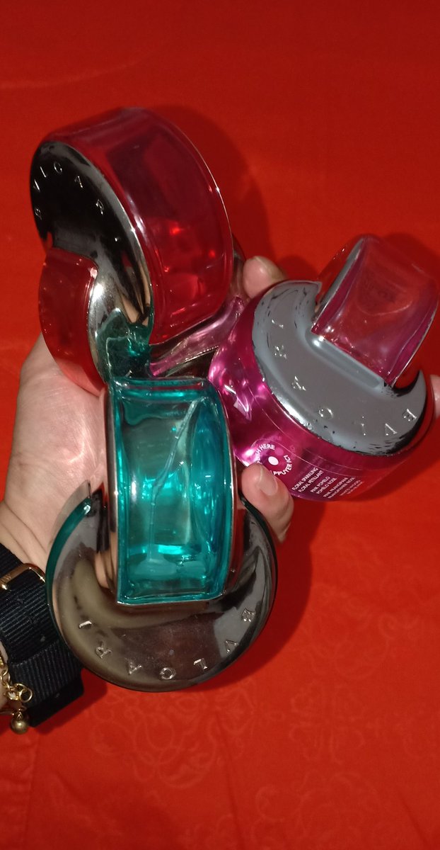 BagosAriyanto's tweet photo. Ready for fantasie's day!! Its powerfull day......
#bvlgari
#freshscent
#parfumecollection
#LoversDay https://t.co/qFQZwFcxpI