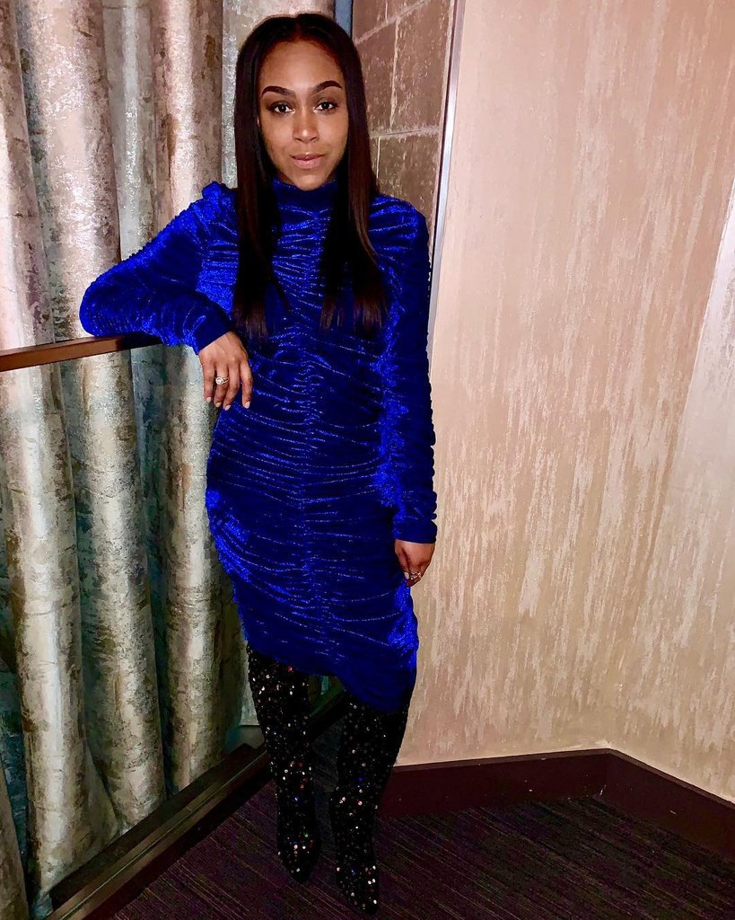 ShuDeal997's tweet image. 📣S/O to @stacythesurvivor
Everything that sparkles isn't gold, but in our sequin high thigh boots - YOU SPARKLE like new money!! New York wasn't ready for you hunty!! #2snaps
#WeLOVEourCustomers
#ImmaShuDealDiva
#ShuDealDivas #ShuDealDivasROCK
 #AreYouNext