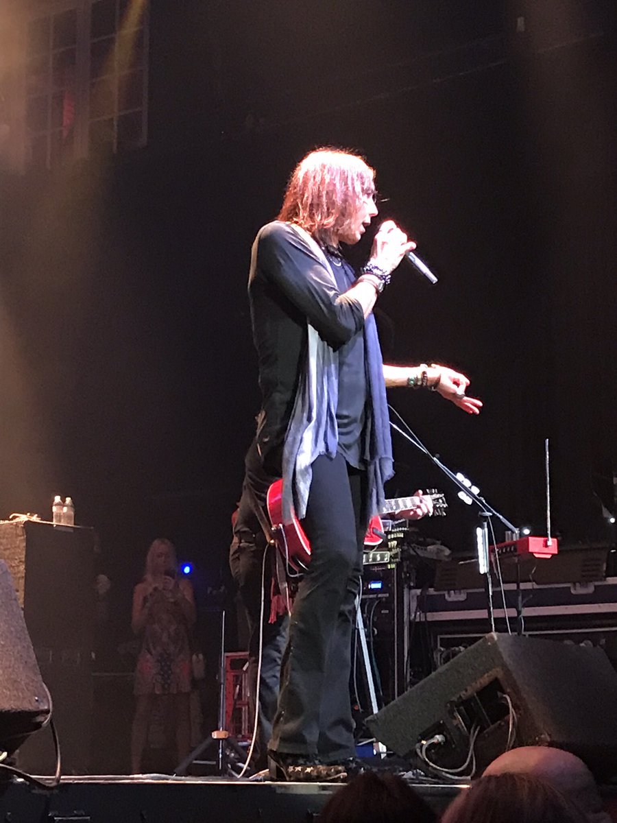 mattkingit's tweet photo. So much fun at @HOBOrlando last night with the amazing @TeslaBand #TeslaLive @daverude @FrankHannon @briantwheat #TroyLuccketta #JeffKeith #ShockTour https://t.co/XcFAYLcpia