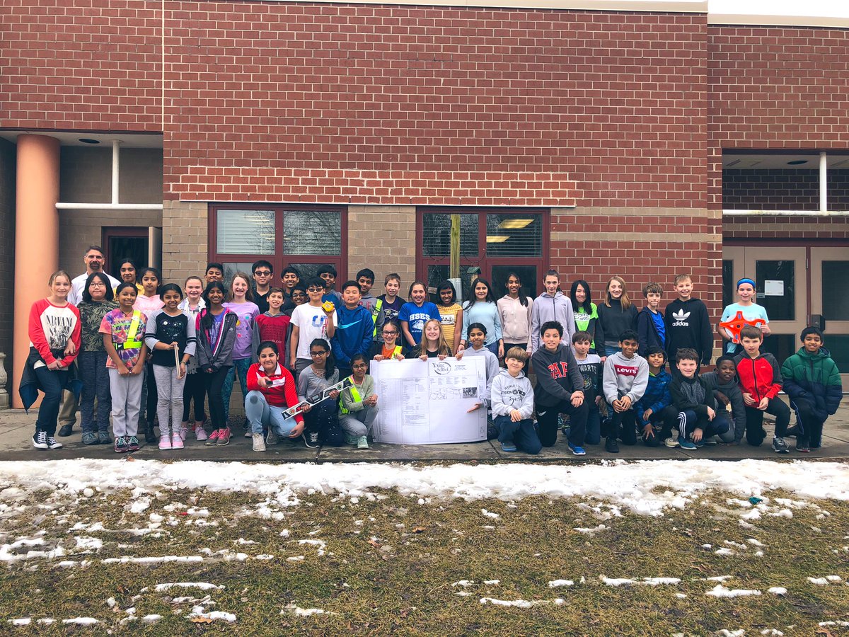 hcpss_hses's tweet photo. Local architect, Hal Sachs, shares his career with fifth grade GT Math classes as they prepare for the gnome house design challenge. #hcpss_GT #HCPSSElemMath #CelebrateHCPSS https://t.co/yPieTHwHvy