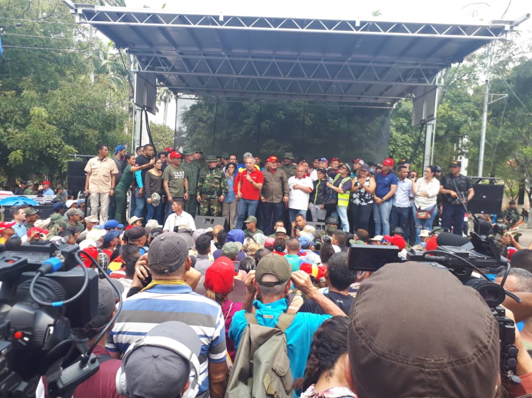 revolucion - Maduro: Si algo me pasa, ¡retomen el poder y hagan una revolución más radical! - Página 9 D0N6EmYWkAA4mJ1