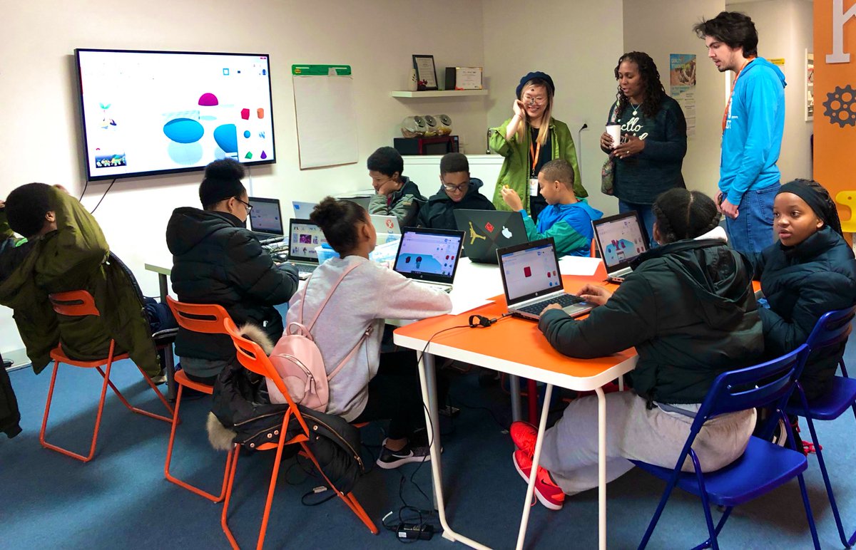 acceleratekid's tweet image. Over the weekend, we got a visit from @sayplaydetroit new Executive Director, Dana Davidson. She and her team are doing #AWESOME work in Detroit and we can’t wait to be a part of it. #creatingfuturecreators #sportsacademicyouth #codingforthefuturw