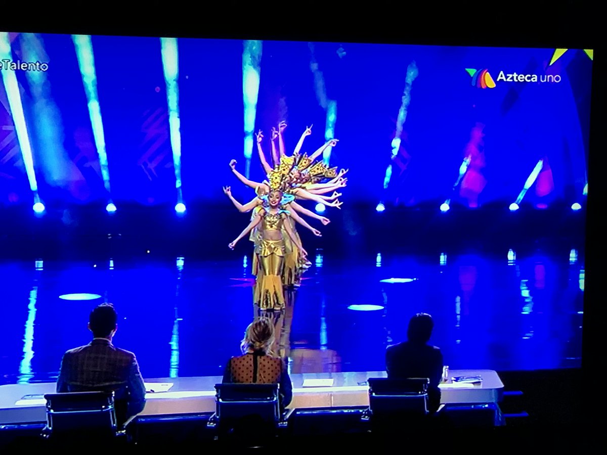 AlbertoCiurana's tweet photo. Viendo #MexicoTieneTalento @Aztecauno https://t.co/NVh13Qas31
