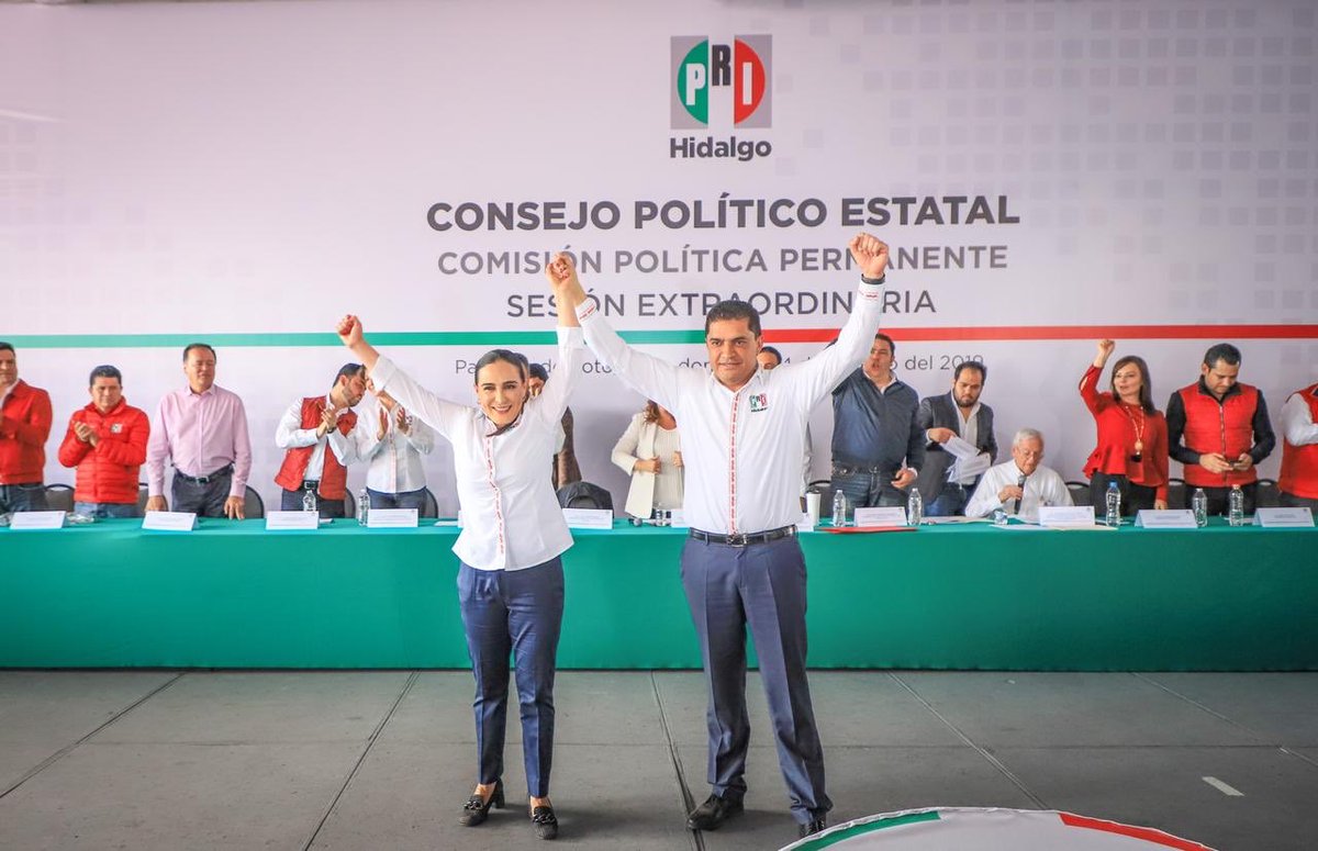 jmvalerapiedras's tweet photo. Siempre en unidad fortaleceremos a nuestro partido,  junto con nuestra Presidenta del @cdeprihidalgo @Erika_RodH, trabajaremos unidos y en congruencia con los principios de nuestro Partido Revolucionario Institucional. https://t.co/KZZCPuLDqy