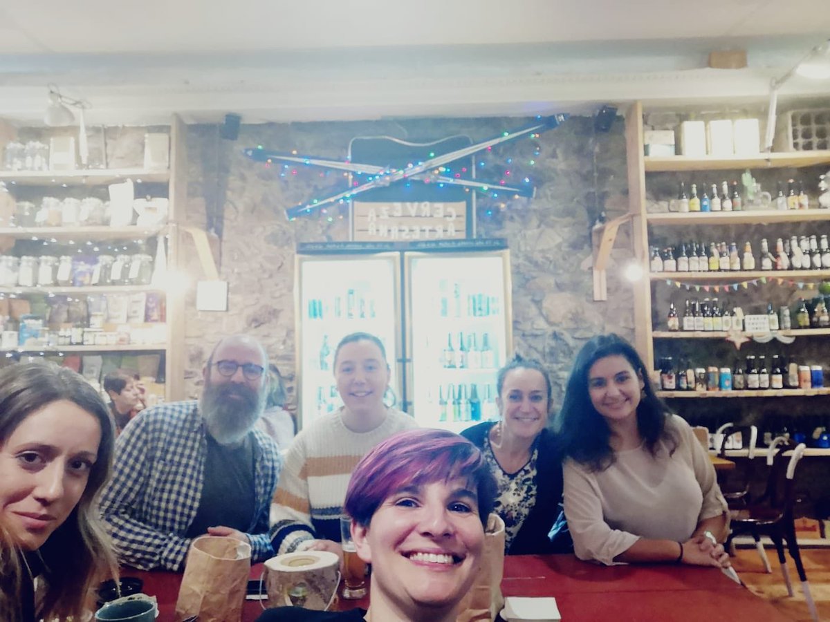 GreendrinksAst's tweet photo. Muchísimas gracias por compartir vuestras #experiencias😎 Grandes ejemplos de éxito, cercanía y humildad🤗 #greendrinks #Asturias https://t.co/Q9nTnp9vUN