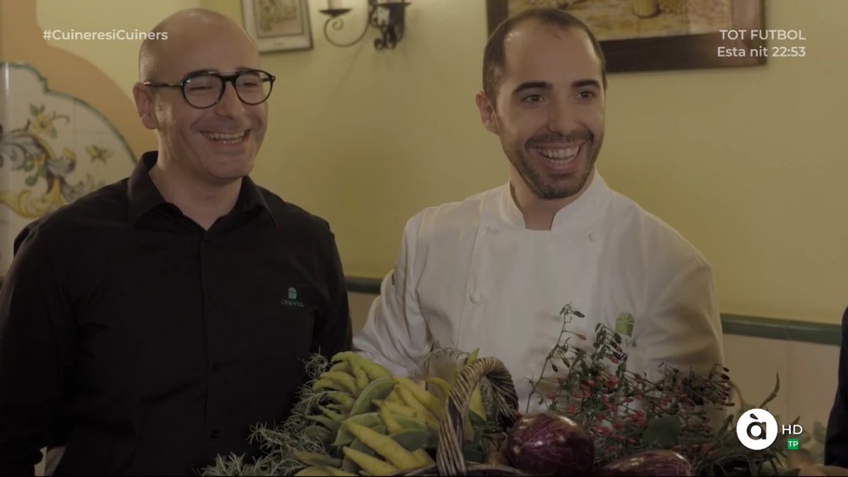 CamiVell tweet media