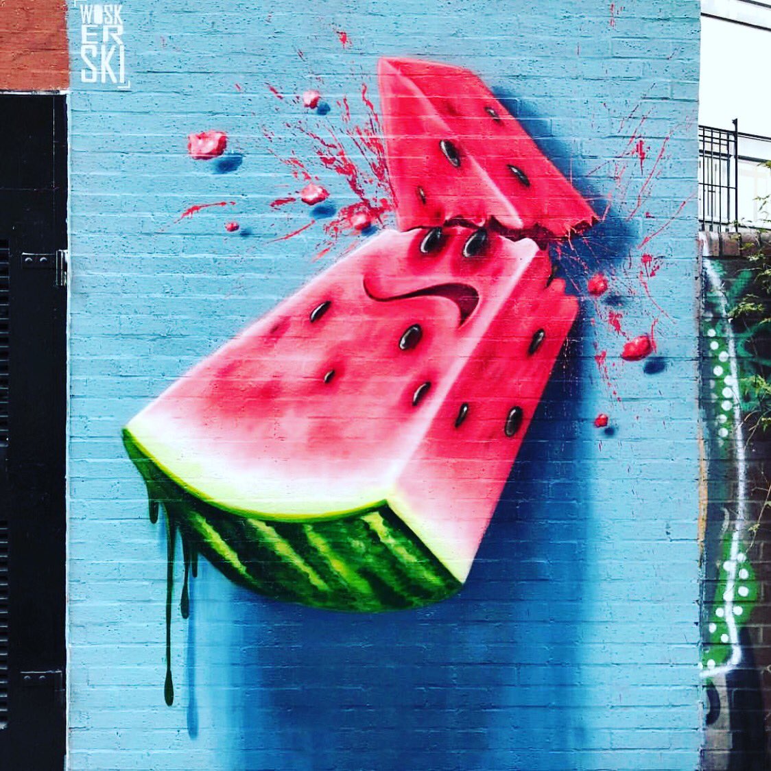 LoveLondonLTD's tweet photo. ๐ #lovelondon #livelondon #lovelondonproperty #london #shoreditch #thisislondon #londonlife #londoncity #londontown #LondonStreetArt #streetartlondon #streetart #welovelondon #ilovelondon #urbanart #allart #art #urbanart #graffiti #eastlondon #love #watermelon #watermelonslice https://t.co/nMVRSAReyO