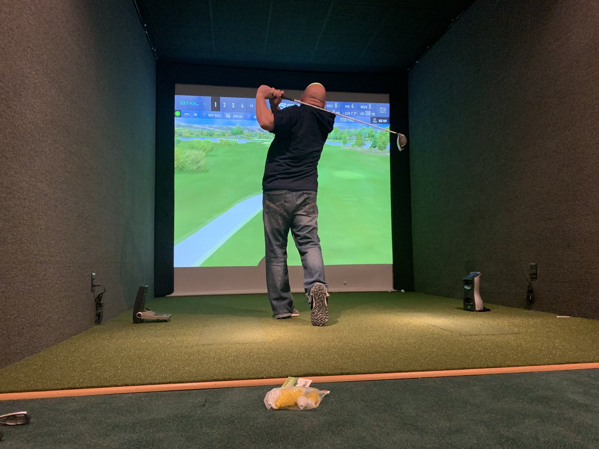 Golf364's tweet photo. @SchuylkillCC joins a long list of clubs with a @Golf364 custom sim! GM Scott M test drives their new @ForesightSports sim. @RealFeelGolf @linfieldnat #gcquad https://t.co/ITCZuRdI1v