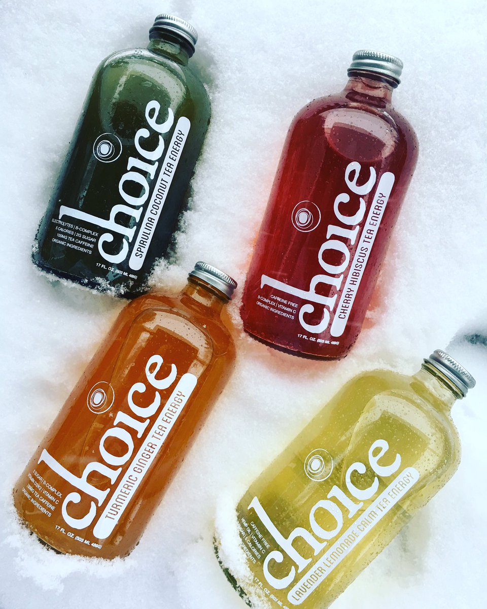 ChoiceEnergyTC's tweet photo. The winds and snow are picking up across Michigan, especially in our neck of the woods! We’re jumping back inside to warm up! Stay safe everyone! #TCMI #BombCyclone #ChoiceEnergy #ChoiceNation #WinterLivesOn #MichiganWinter ❄️ https://t.co/6cI5Uxdw2j