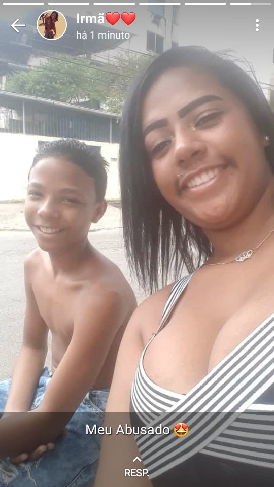 Crl_Thayllon's tweet photo. PARABÉNS 👏👏🎂..
PARABÉNS pra você irmã, muitas felicidades muitos anos de vida te amo muito!!!❤❤👏 HOJE É SEU ANIVERSÁRIO , MAIS QUEM GANHA PRESENTE SOU EU DE TER VOCÊ EM MINHA VIDA ❤
*MAIS UMA VEZ PARABÉNS*
@ThaynaThawan
#Teamoomtt❤❤
#Thayfaz2.0👏👏❤❤💃🎉
#2.0🎉💃 https://t.co/E16PLbbhOs