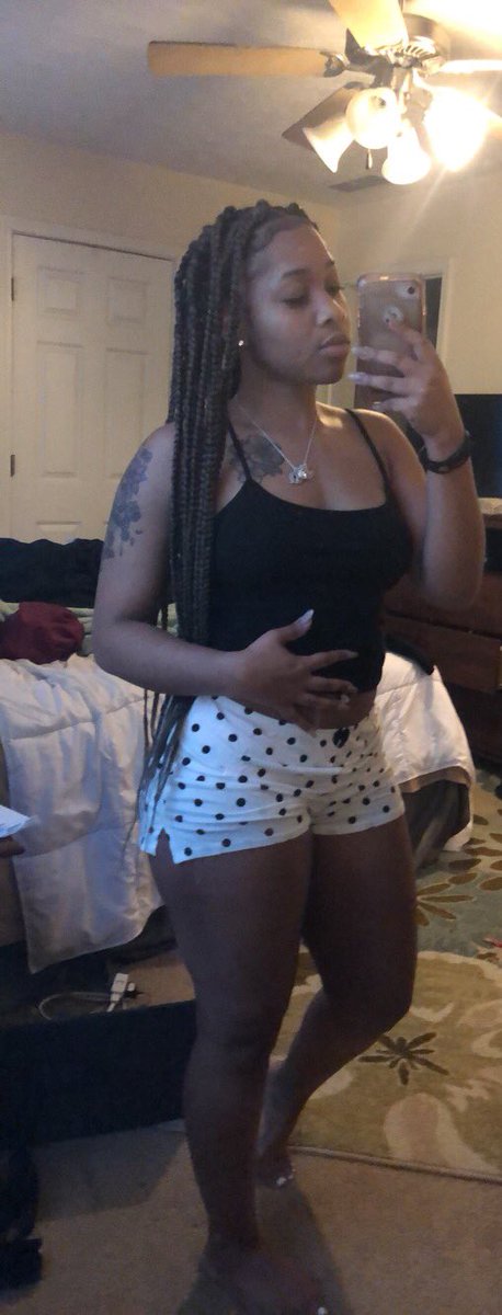 _zandram's tweet image. Still cut the hair in half and it’s still long #ShortProblems