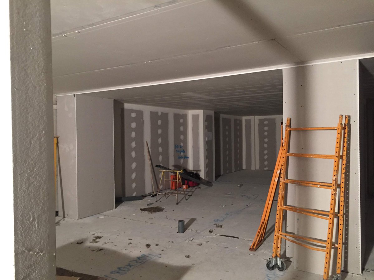 creahogar's tweet photo. Insonorización y acondicionamiento de local comercial para restaurante de comida rápida Burger King® en la Av. de la Libertad, 7, Murcia #Insonorizacion #Acustic #Insulation #Soundproofing #Retail #ObraSeca #DryWall #España 🇪🇸 #Pladur #Knauf #Placo #TeamCreaHogar #Calidad #Vida https://t.co/ExbqgSim4F