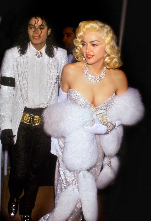 rm2jin's tweet photo. #Oscars de 1991 llegaban ellos y se robaban el protagonismo ❤ https://t.co/vpjCGBvAYG