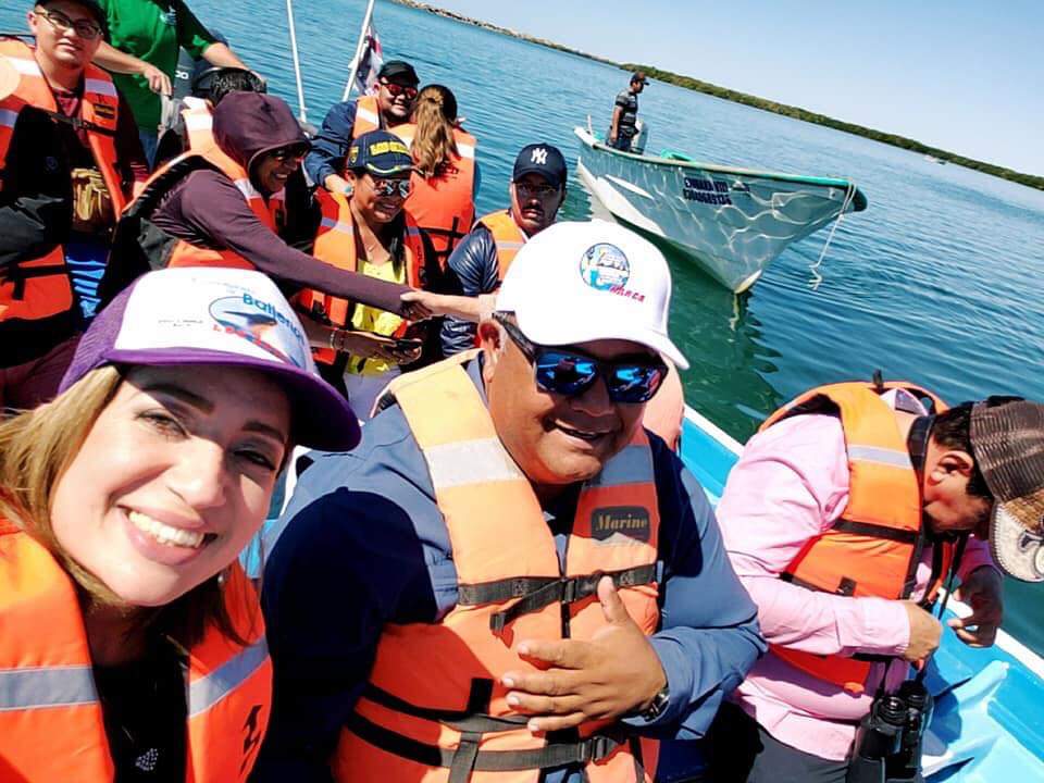 fifiChopi's tweet photo. Y esta es la mejor imagen #Veracruz más lastimado que nunca, dolido, herido y los gobernantes paseando #FelizDomingo #QueVivaVeracruz #DomingoDeGanarSeguidores https://t.co/FO0Qjz9jq9