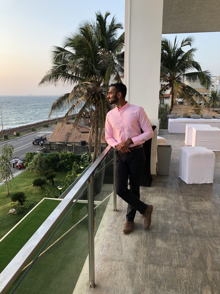 AJ tweet media