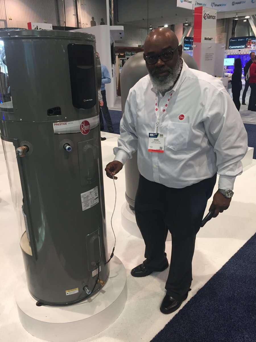 MikeBeirne_CB's tweet image. Shawn at the Rheem booth showing off the leak detector on the Prestige series hybrid water heater with dehumidifier. The smart device sends leak alerts to your smart phone and enables users to control temp with phone app #ibs2019 #kbis2019 #pbsv #probuildermag