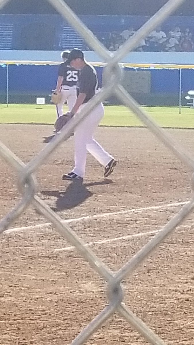 CAStevens_'s tweet photo. While there might be a haze or glare on my camera, that person playing 2nd base is not a mirage...

Despite the fact the @NutterClassic is played in the desert.

#WhenOutfieldersBecomeInfielders
#WhatsOnSecond

All-Stars vs Japan Part 2 https://t.co/PvTbzkwCU7