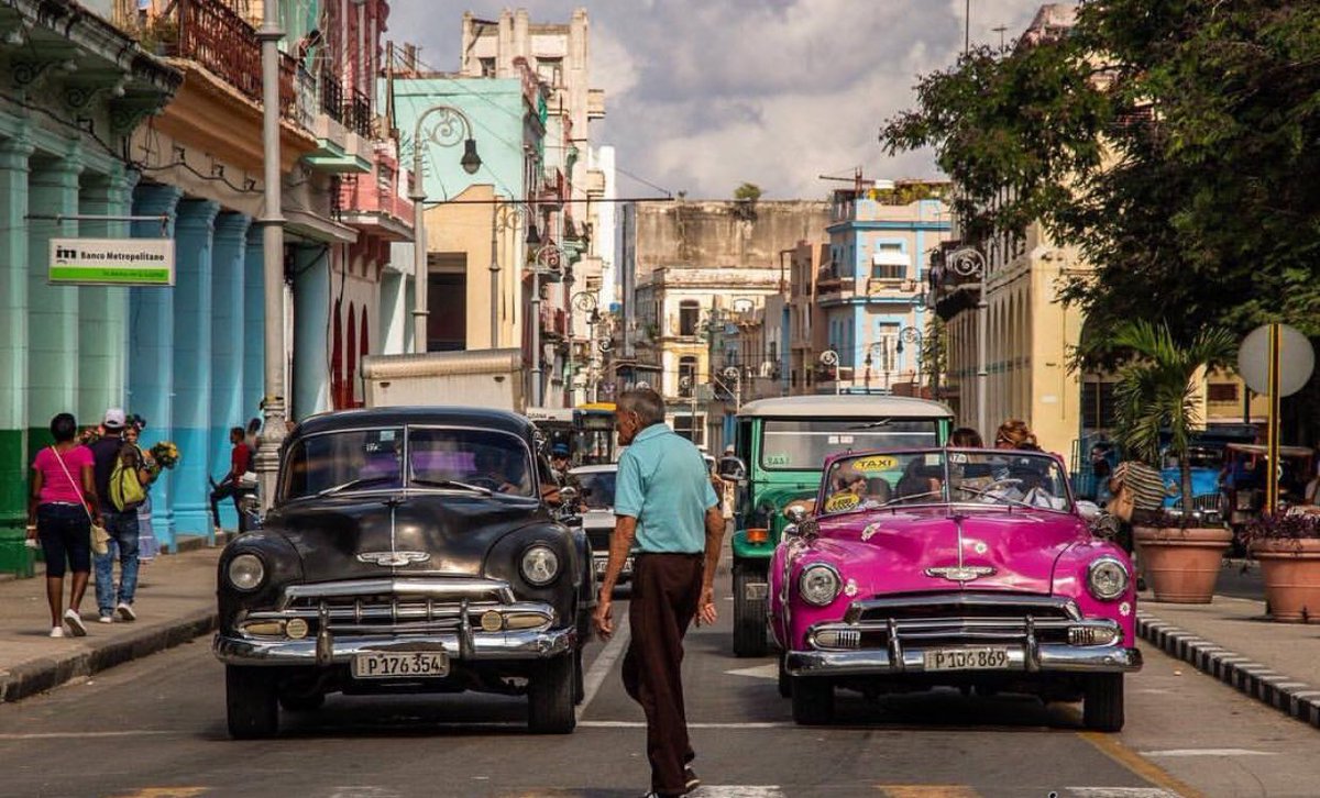 MsKhanPOB's tweet image. Excited to go back to work tomorrow, but I must say, I’m missing the Cuban weather and colors! #FebBreak 🇨🇺 🌞