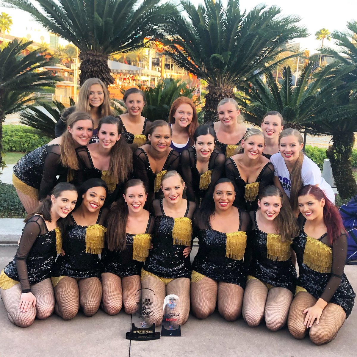 This team, this family, and this journey has been amazing. Ending such a fun &amp; emotional weekend with 11th in HipHop &amp; 7th in Jazz with a NDA Unleashed Award! We are so proud. 💜 #family #WeGoHardOnSSG