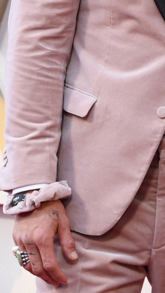 fendi pink scrunchie