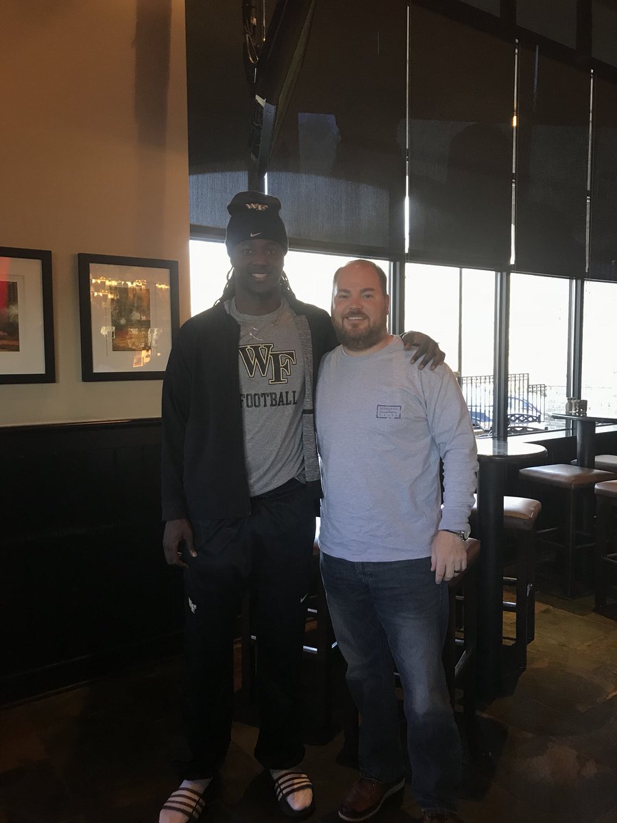 The_Chris_Ray's tweet photo. Enjoyed the lunch and the fellowship with this young man. Very proud of you @MccollumShamar #GoDeacs #dillonmade #wao https://t.co/OUNt1lShlh