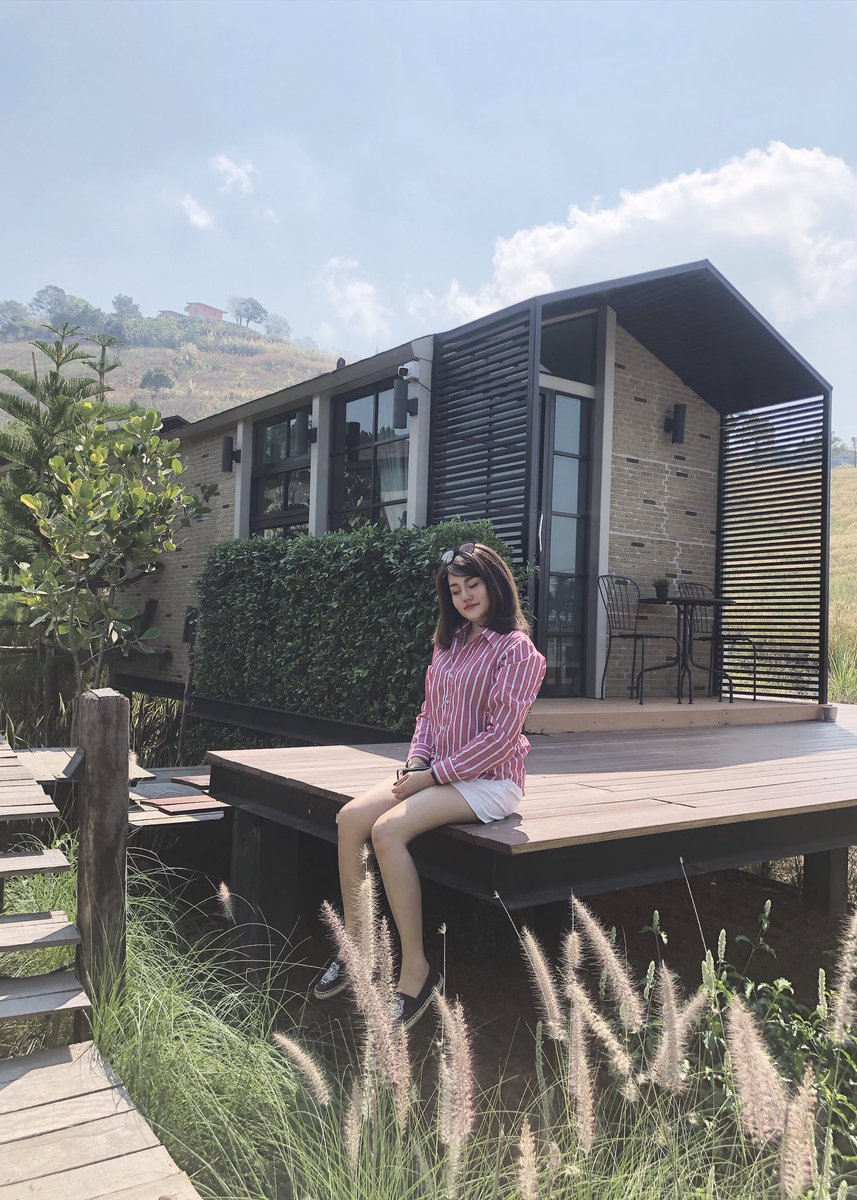 loveusuthi's tweet photo. มารับหน่อยจ้าา | นั่งรอนานแล้ววว 😌
..
..
#ไฟล้นตูดแล้วจ้าาา
#smile 
#naturalmode
#happygreen
#February2019 https://t.co/5X7bGrOdY0