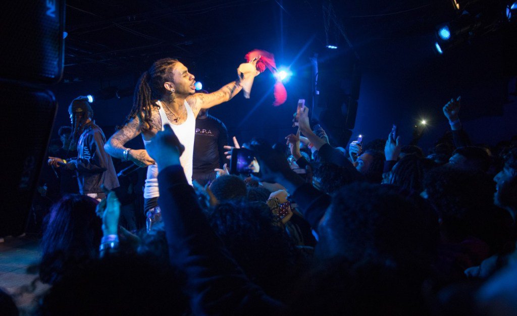 Robb Banks Rocks House after Wifisfuneral Willis Reeds It (Concert Review) bit.ly/2SoU1Ef