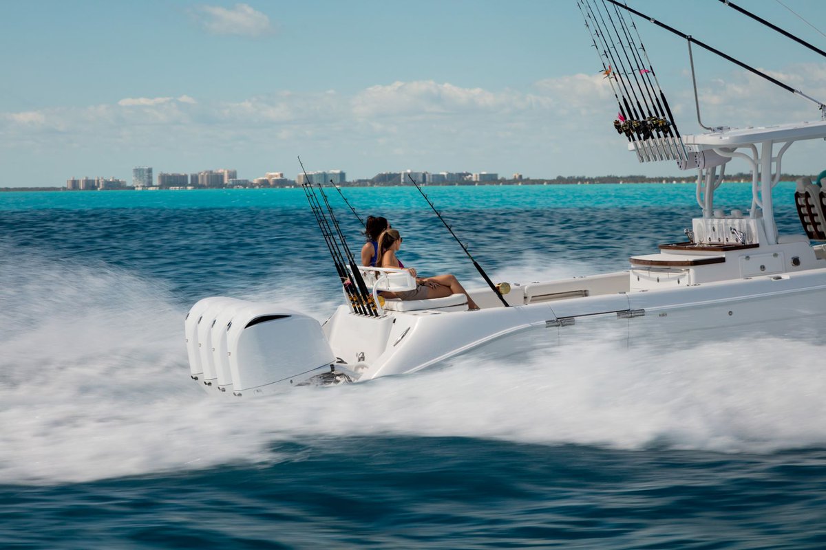 How'd you spend your Sunday? 
.
.
.
#sundayfunday #53suenos #fishing #centerconsole