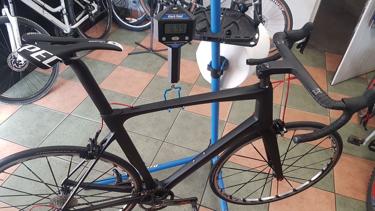 Workswell R-158 ,it is super light and excellent design , XL size complete bikes weight only 6.9kg .