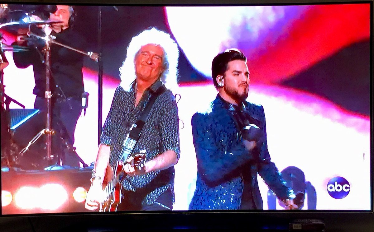 BabyLamb2017's tweet photo. Anyone else watched Oscars only to see Adam Lambert perform live tonight? Yayyyyy baby! 🎵🔥💋

@adamlambert #Queen 
 #Oscars⁠ ⁠ #adamlambert #QueenWillRockTheOscars #Oscar2019 https://t.co/LOpEG0KGA6