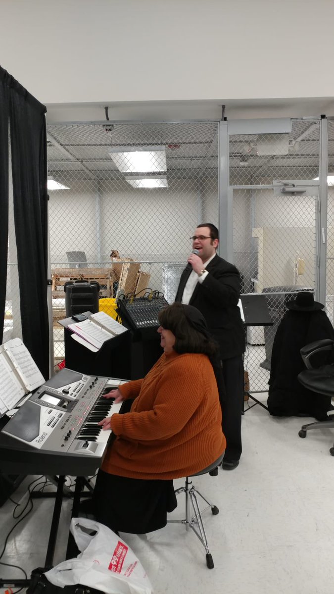 AzamrahOrchstra's tweet photo. Playing at the Mishna Lamelech Siyum of Pirchei Chicago in memory of the Rosh HaYeshiva Harav Avrohom Chaim Levin zatzal. @satlas1013 https://t.co/r2jKLlTDjE