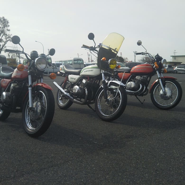 mach_350ss's tweet photo. 奇跡❗
マッハ350ssが三台しかも、偶然❤

#マッハ
#KH
#350ss
#旧車
#カワサキ
#旧車好きと繋がりたい
#バイク乗りと繋がりたい https://t.co/YOG1TyV2pE
