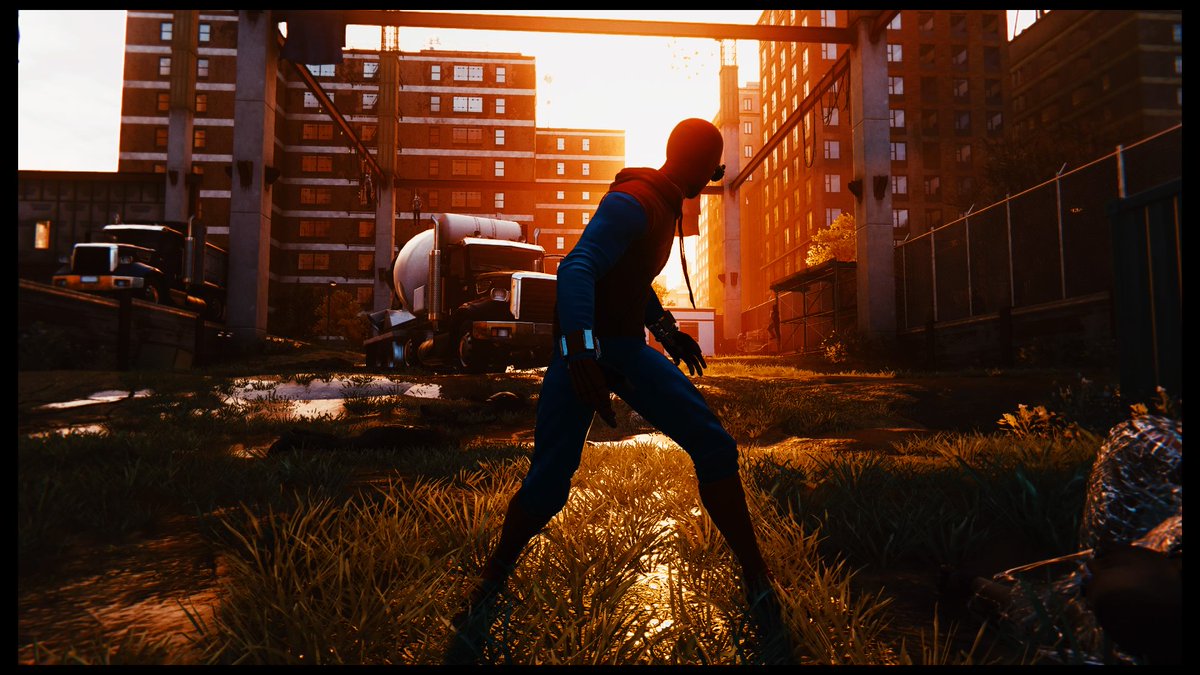 Aqoiry's tweet photo. The Golden Hour #SpiderManPS4 #SpiderMan #PhotoMode #PS4share #VirtualPhotography #Gametography #VGPUnite https://t.co/5VKpcpQfBP