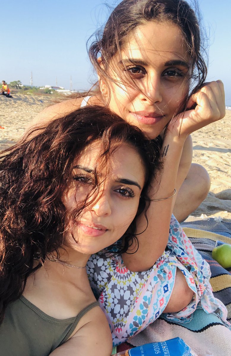 #inbetweenshots #talks and laughs 
👭<a href="/SaieTamhankar/">Sai</a>