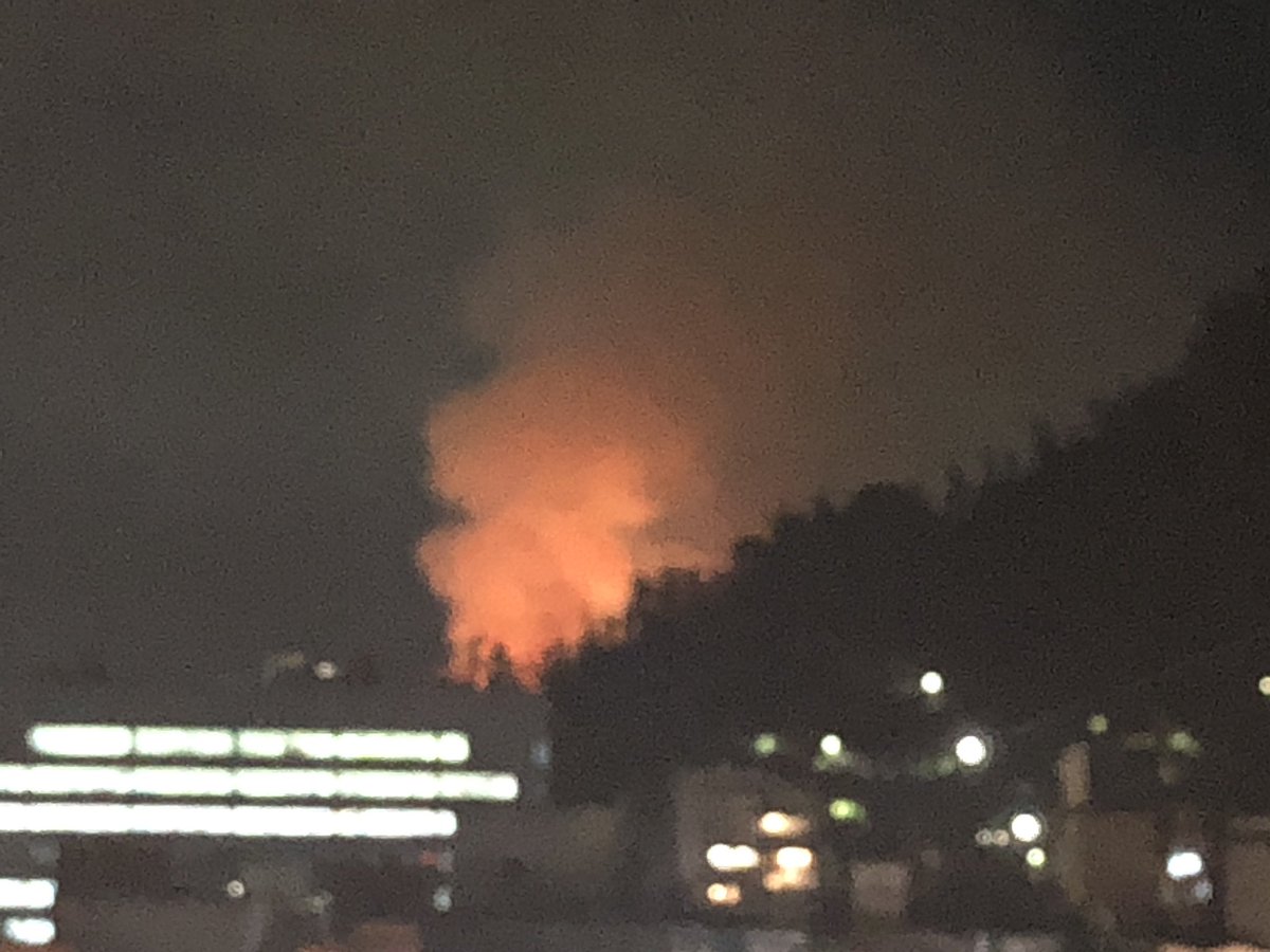 JaavierC's tweet image. Incendio en el Cerro San Cristobal #tvn #mega #chv #t13