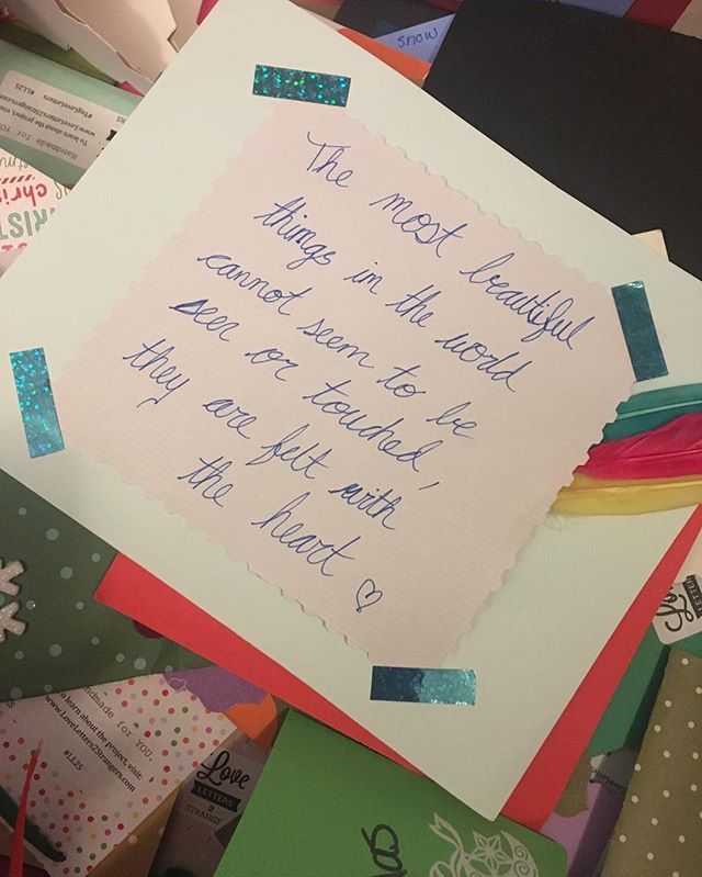 LL2Strangers's tweet image. 💜💜💜💜 day. #loveletters2strangers #ll2s #yegkindness #yeg #edmonton #spreadthelove ift.tt/2TdjuF3